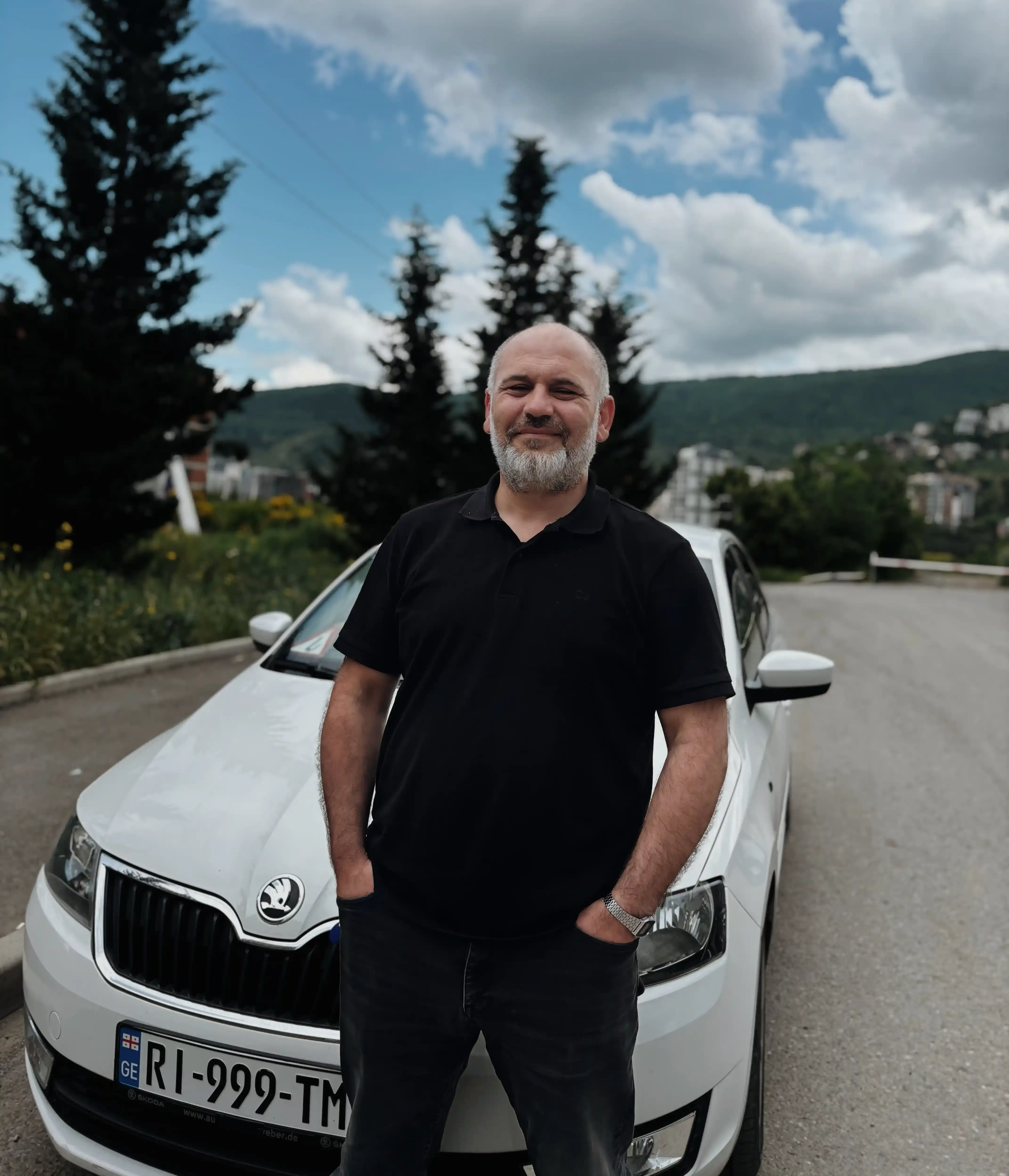 მართვის ინსტრუქტორი ნიკა კობახიძე